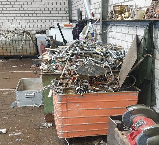 Schrotthändler Mülheim an der Ruhr - Wir holen Ihren Schrott ab und zahlen faire Preise ...